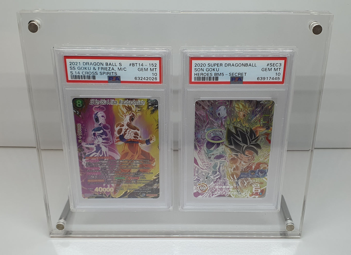 DOUBLE GRADED CARD ACRYLIC DISPLAY FRAME MAGNETIC MODEL FOR PSA, CGC, TCG AND ARK GRADED CARDS